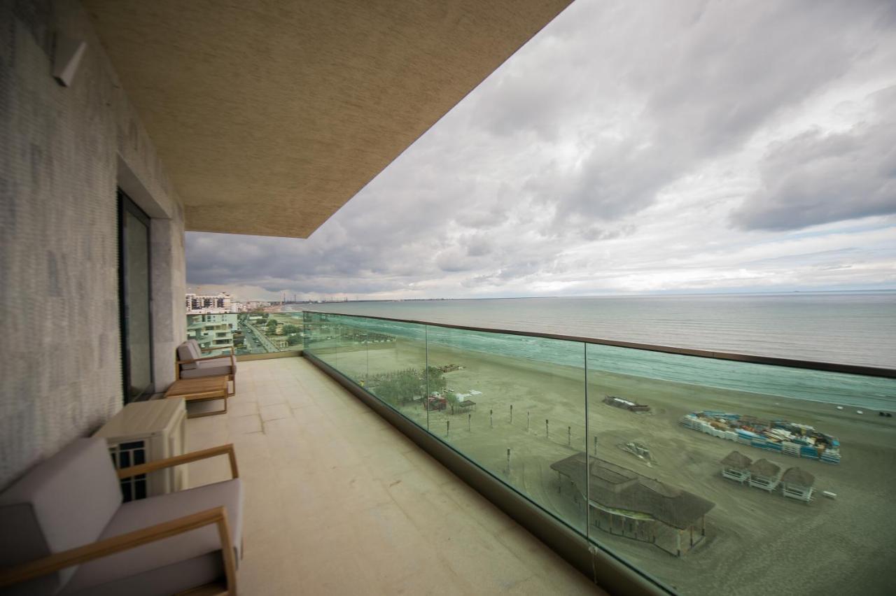 Luxury Promenada Apartment - Frontal Beachfront Mamaia Nord Năvodari Exteriér fotografie