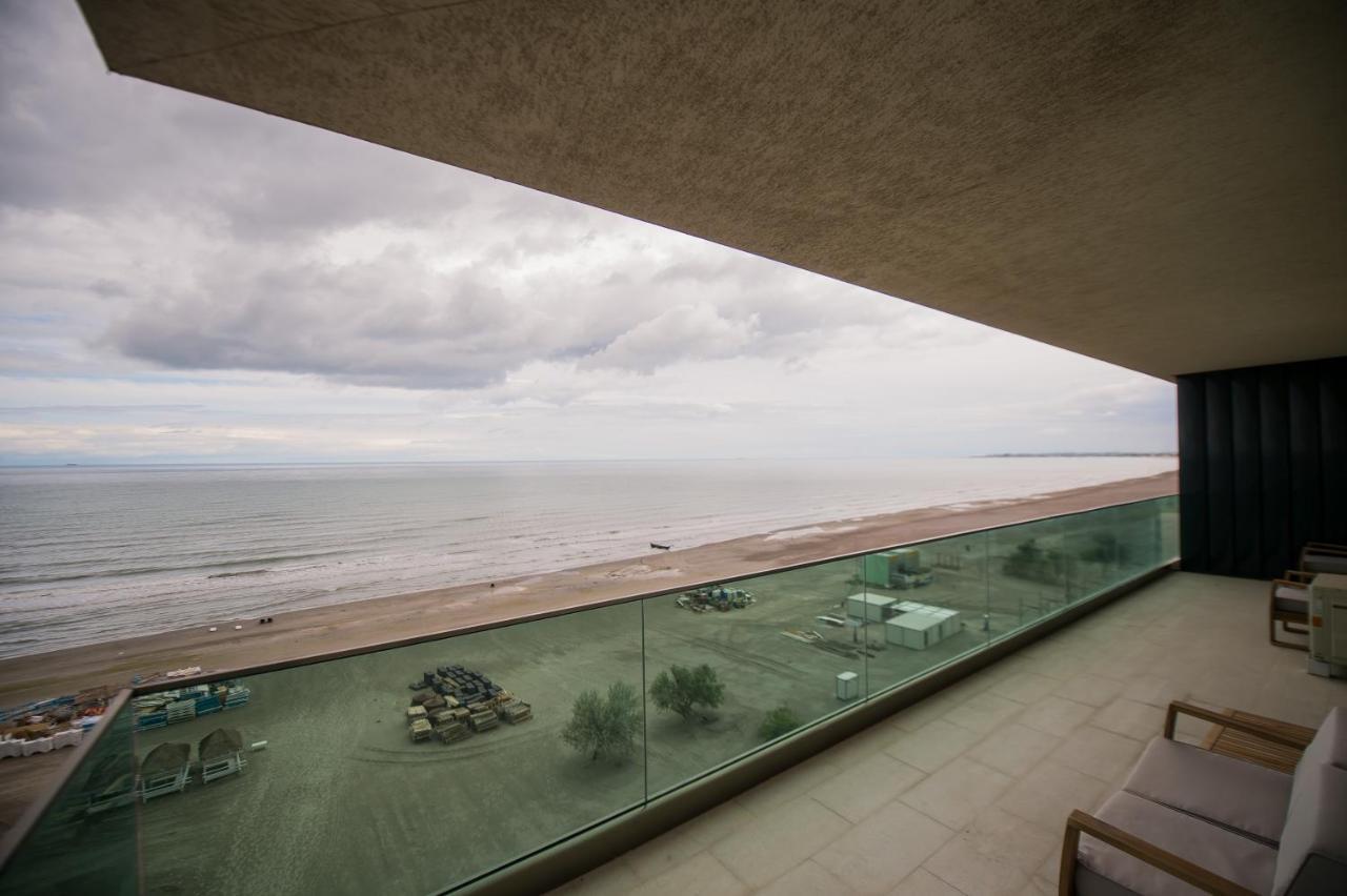 Luxury Promenada Apartment - Frontal Beachfront Mamaia Nord Năvodari Exteriér fotografie