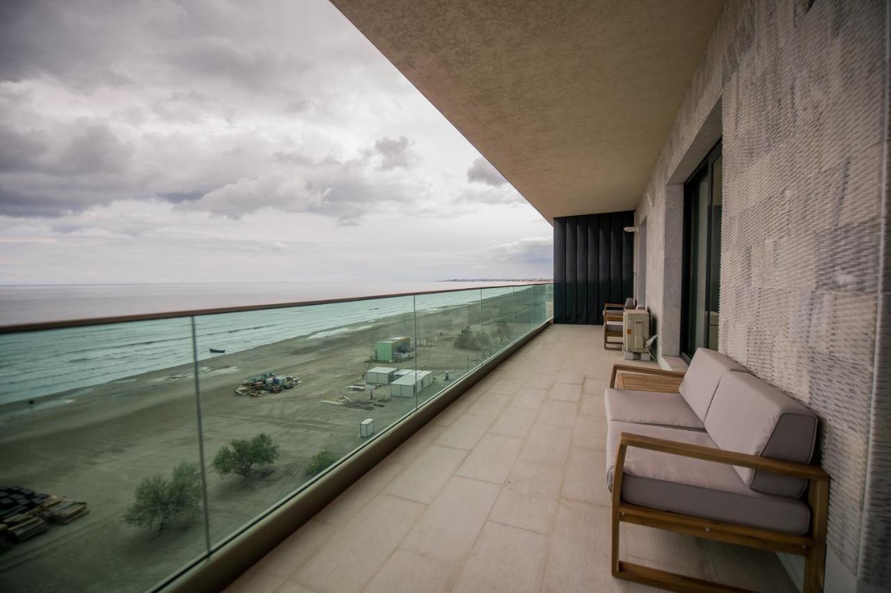 Luxury Promenada Apartment - Frontal Beachfront Mamaia Nord Năvodari Exteriér fotografie
