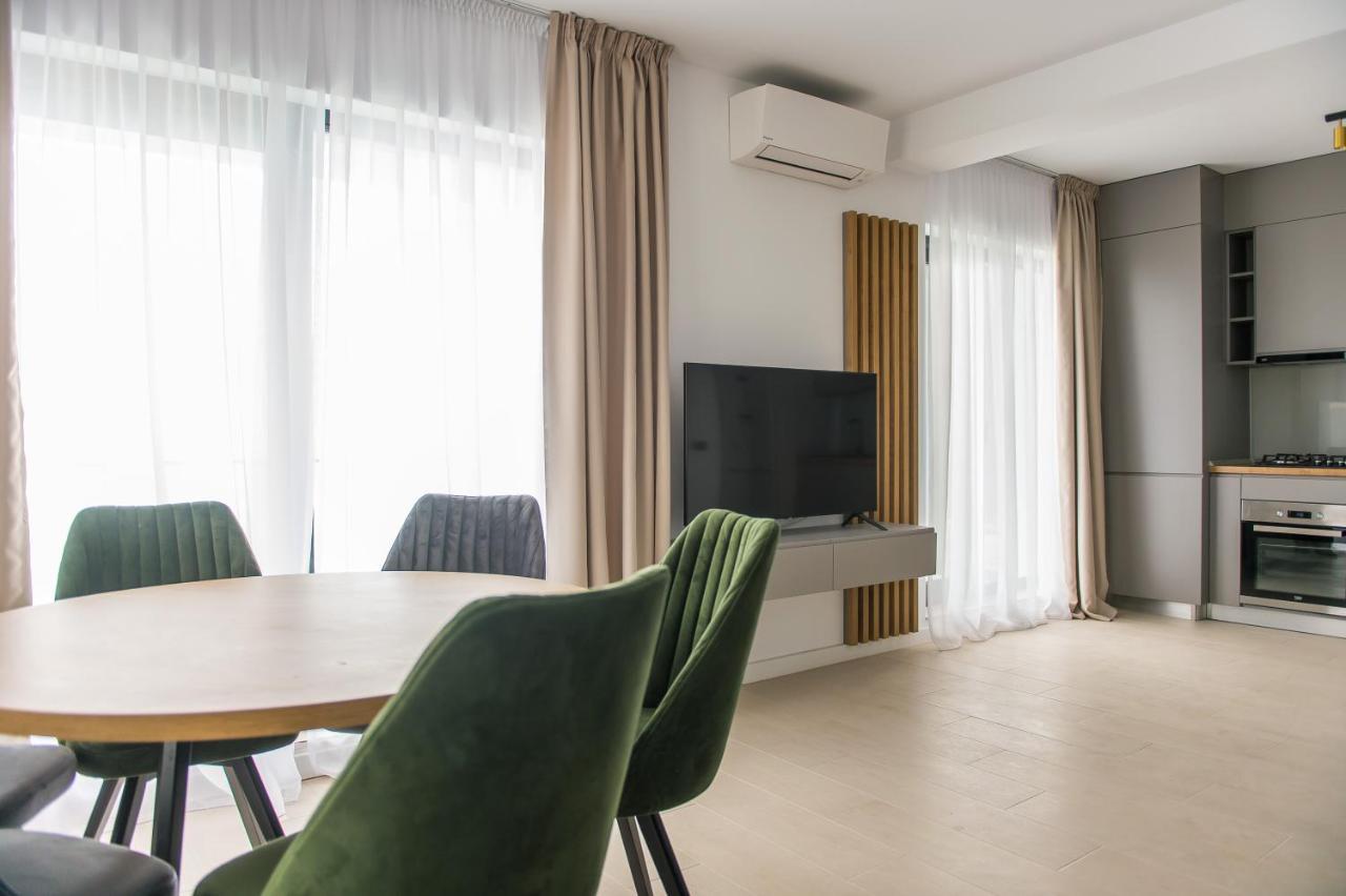 Luxury Promenada Apartment - Frontal Beachfront Mamaia Nord Năvodari Exteriér fotografie