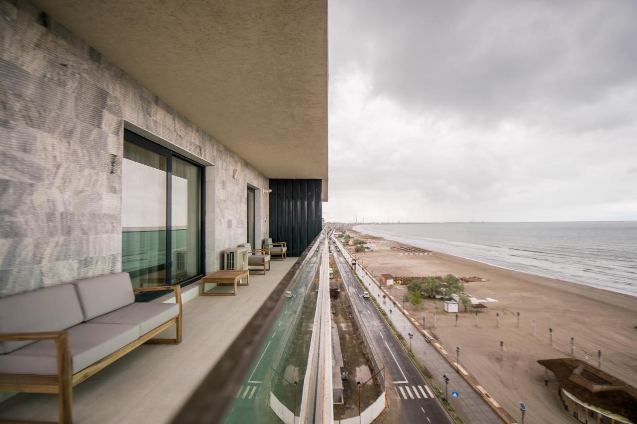 Luxury Promenada Apartment - Frontal Beachfront Mamaia Nord Năvodari Exteriér fotografie