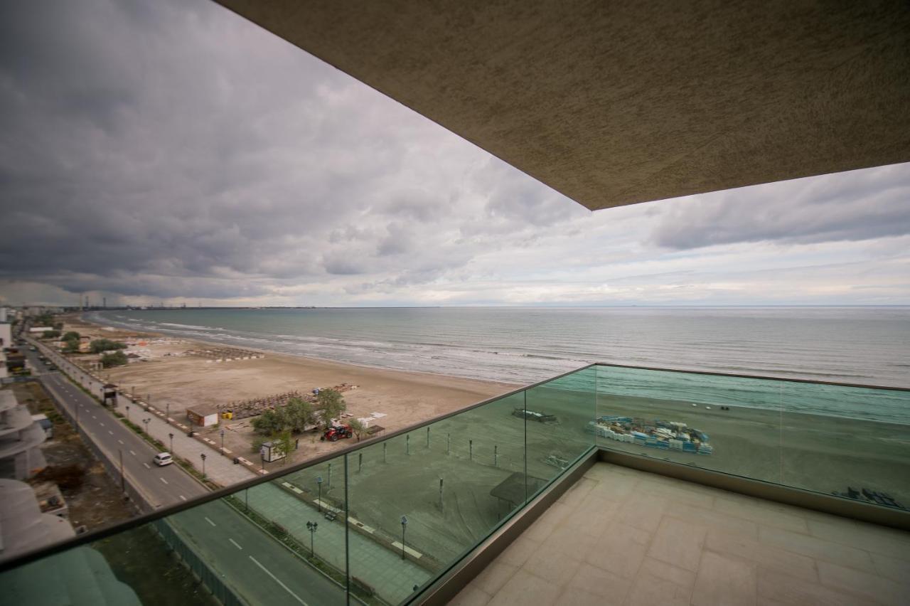 Luxury Promenada Apartment - Frontal Beachfront Mamaia Nord Năvodari Exteriér fotografie