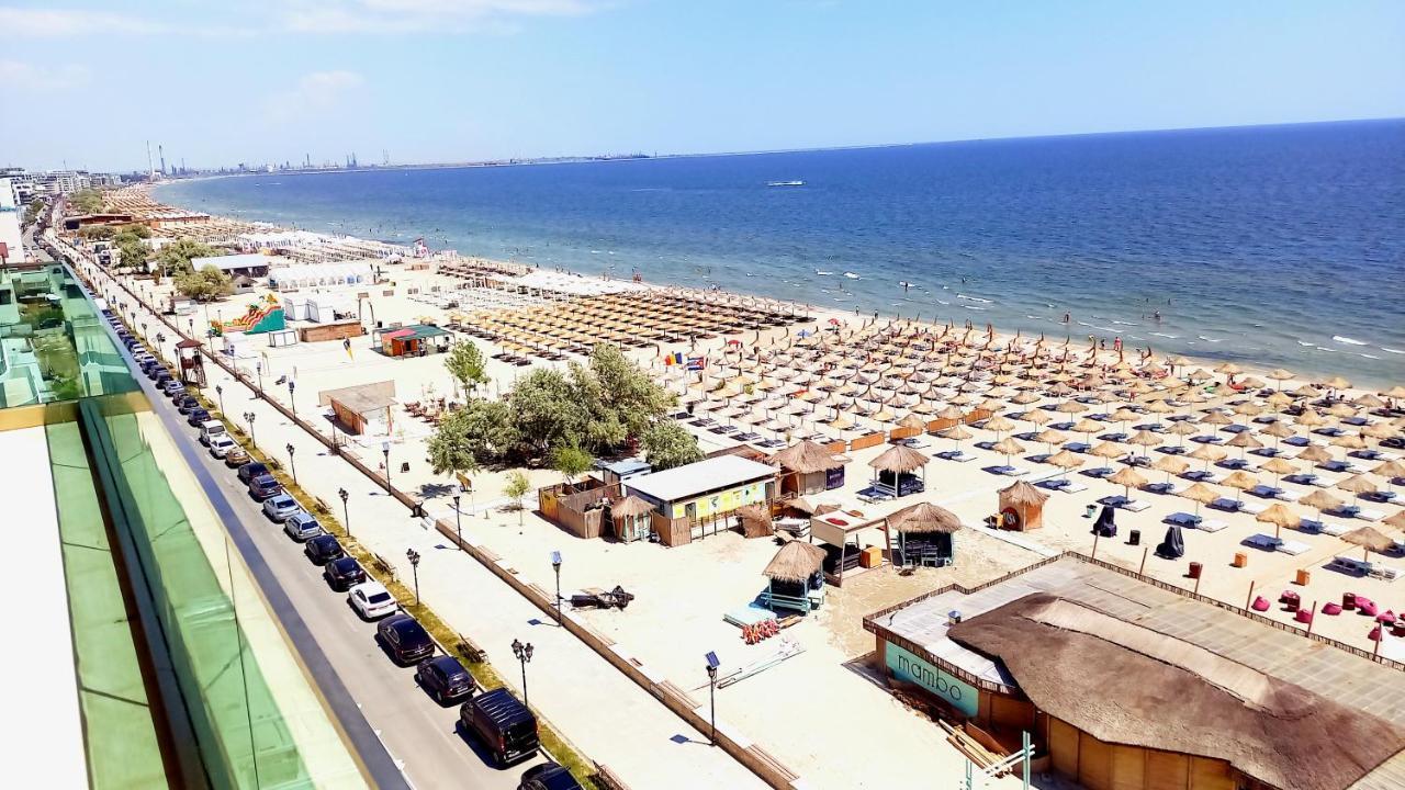 Luxury Promenada Apartment - Frontal Beachfront Mamaia Nord Năvodari Exteriér fotografie