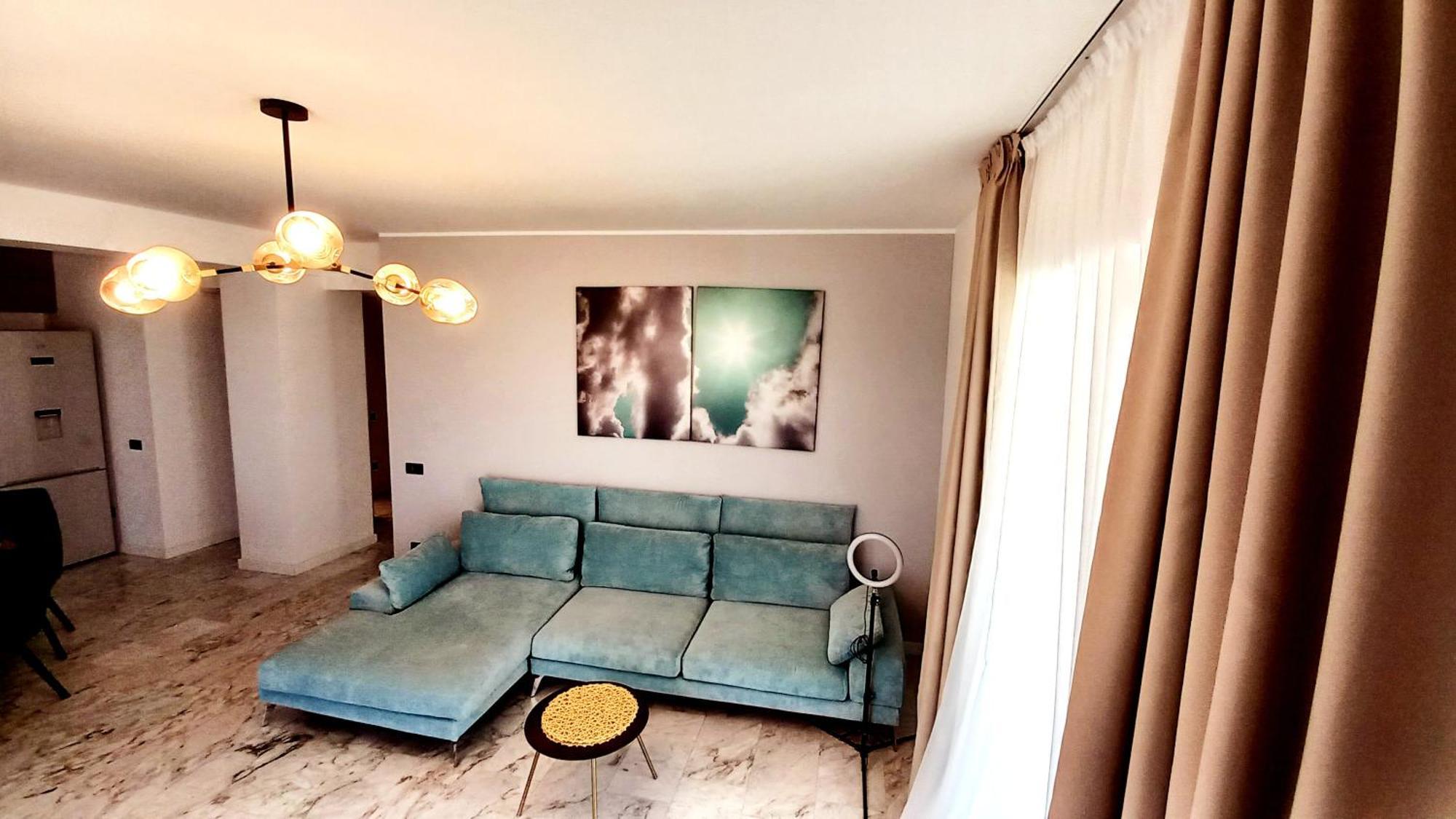 Luxury Promenada Apartment - Frontal Beachfront Mamaia Nord Năvodari Exteriér fotografie