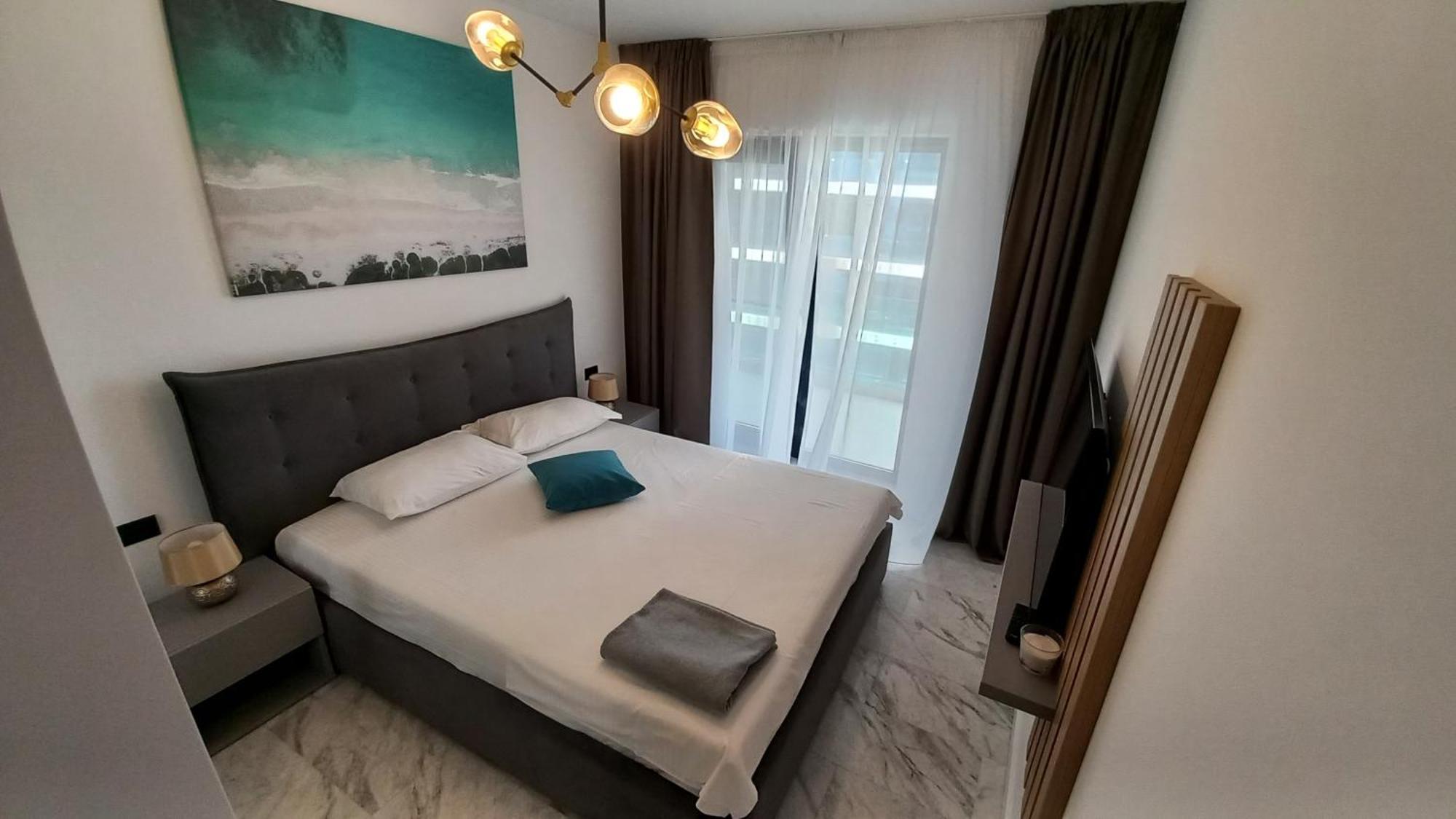 Luxury Promenada Apartment - Frontal Beachfront Mamaia Nord Năvodari Exteriér fotografie